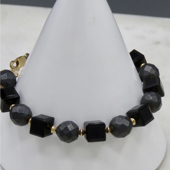 Meet your Posher and creator of OliviaJane Jewelry, Amy - Picture 2 of 12